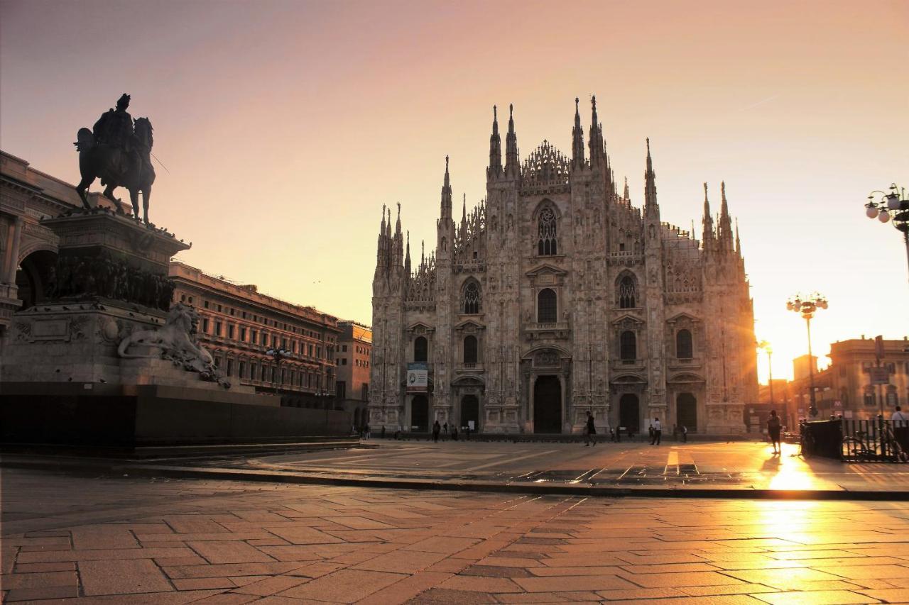 Serendipity Apartments - Duomo Милан Экстерьер фото