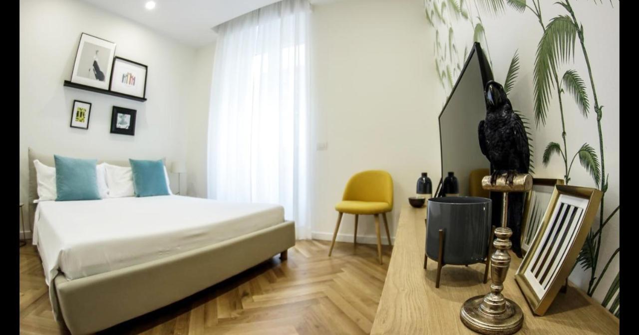 Serendipity Apartments - Duomo Милан Экстерьер фото